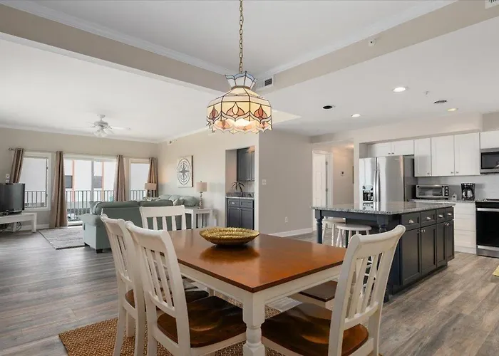One Of A Kind Ocean Front 3 Bedroom In North Oc With Private Garage! *