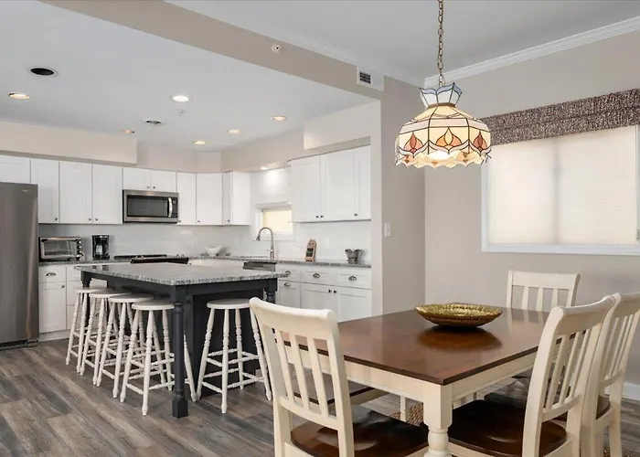 Holiday home One Of A Kind Ocean Front 3 Bedroom In North Oc With Private Garage! *