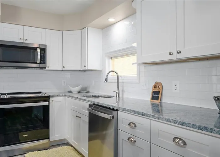 One Of A Kind Ocean Front 3 Bedroom In North Oc With Private Garage! * Ocean City