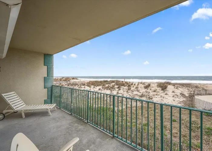 One Of A Kind Ocean Front 3 Bedroom In North Oc With Private Garage! * Ocean City