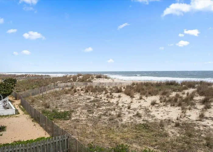 One Of A Kind Ocean Front 3 Bedroom In North Oc With Private Garage! * Ocean City