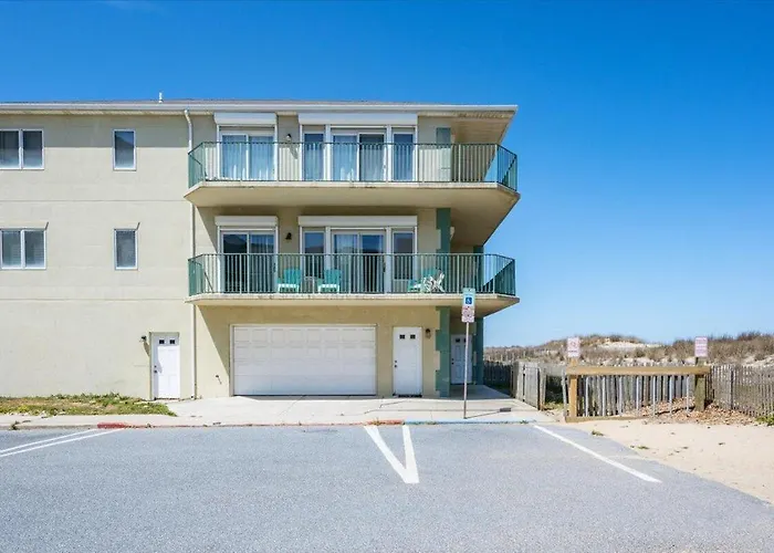 One Of A Kind Ocean Front 3 Bedroom In North Oc With Private Garage! Holiday home Ocean City